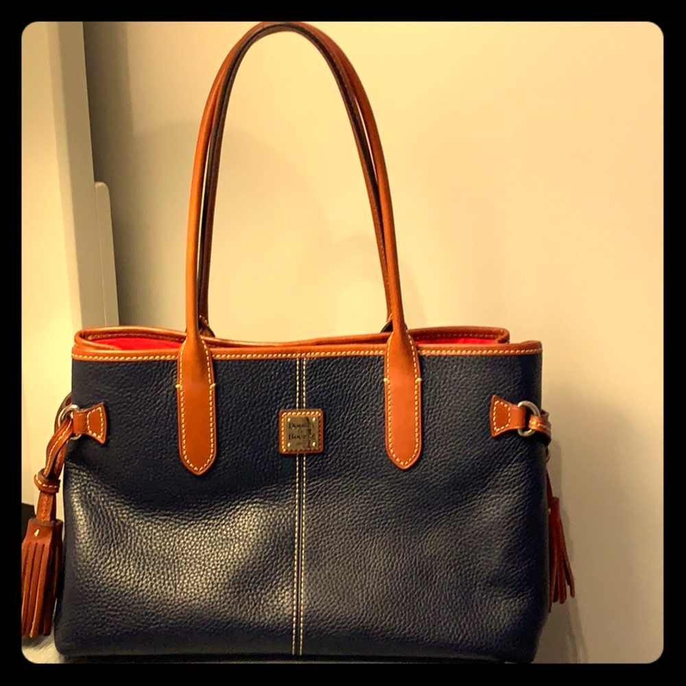 Dooney & Bourke handbag/tote